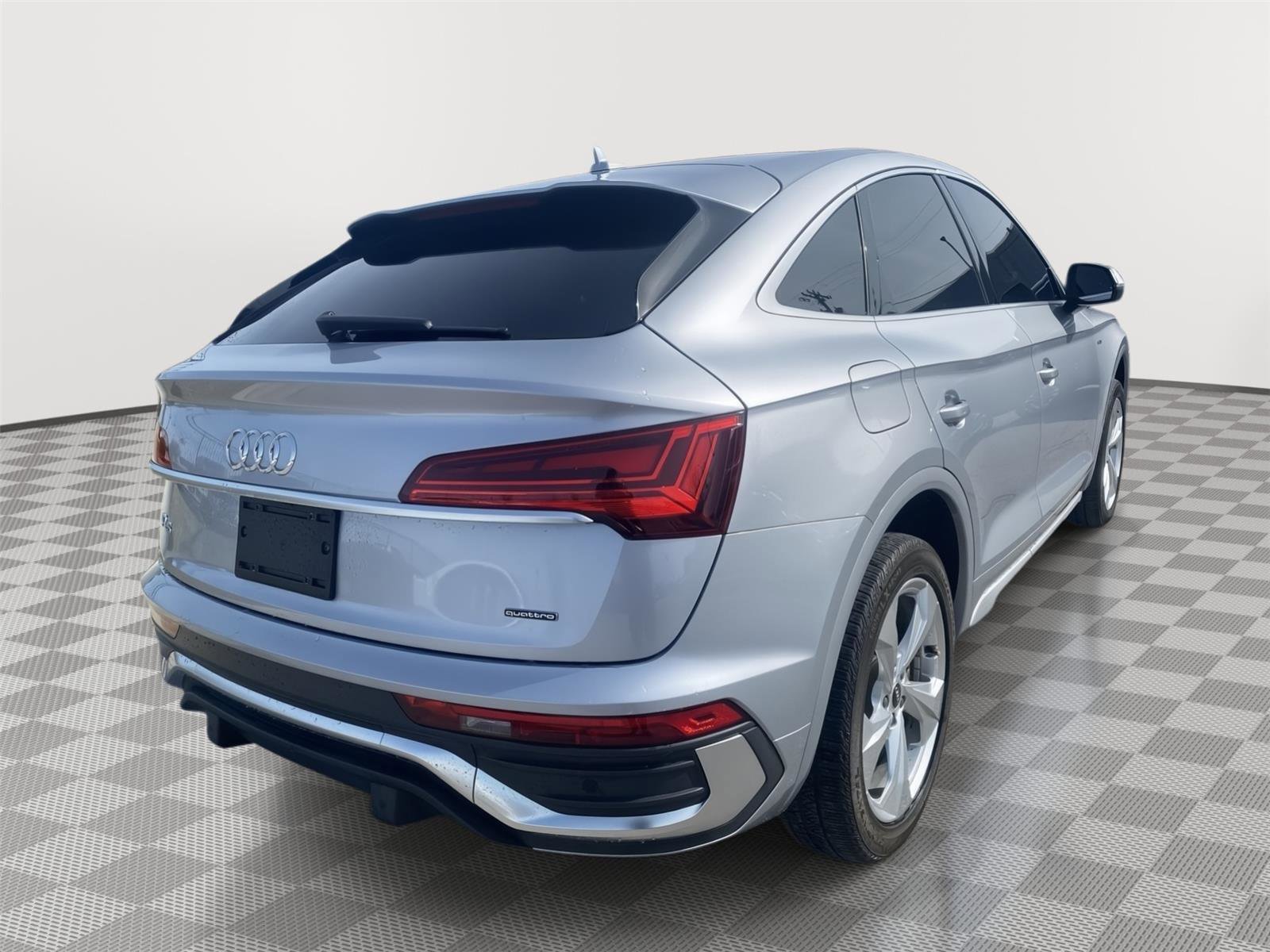 Used 2022 Audi Q5 2.0T Premium Plus w/ Premium Plus Package image 5