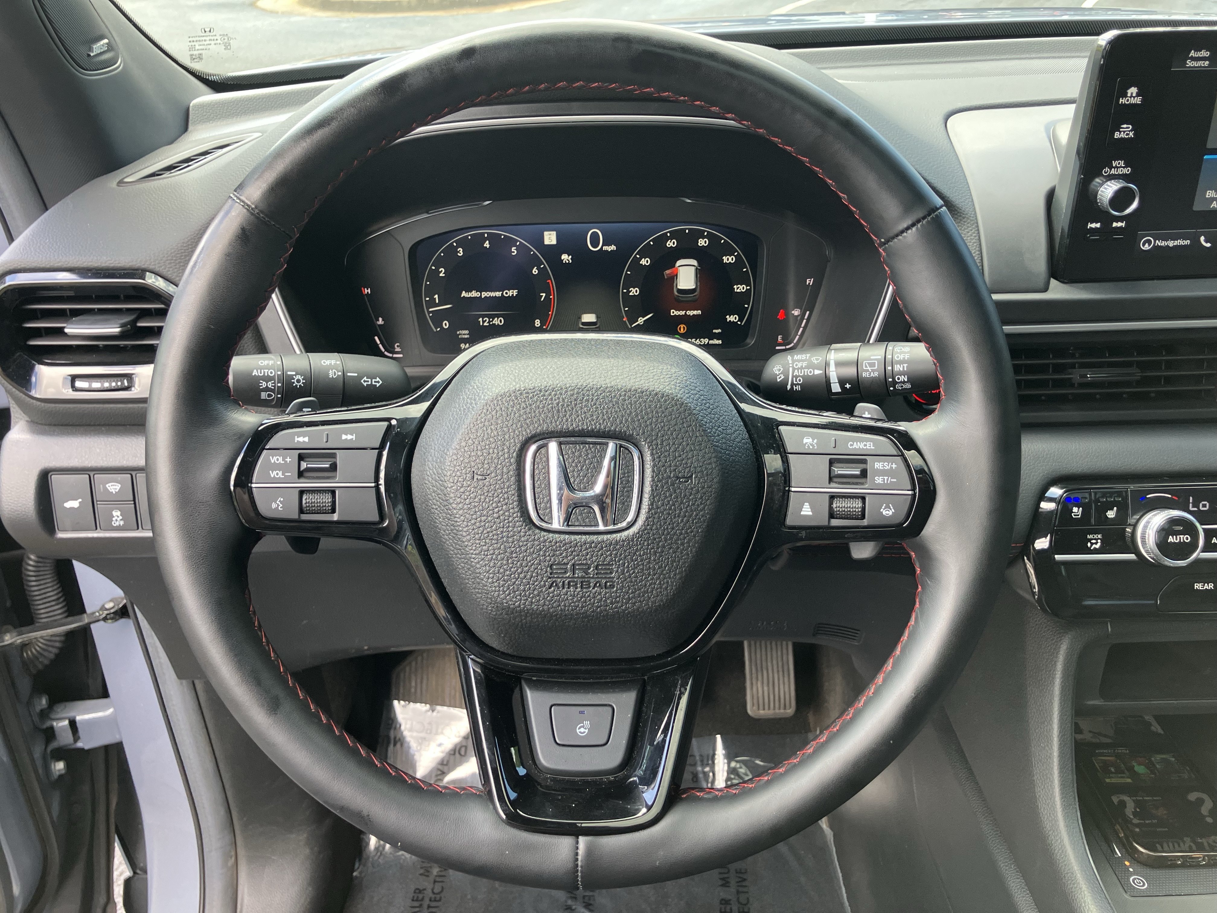 Certified 2025 Honda Pilot Black Edition image 20
