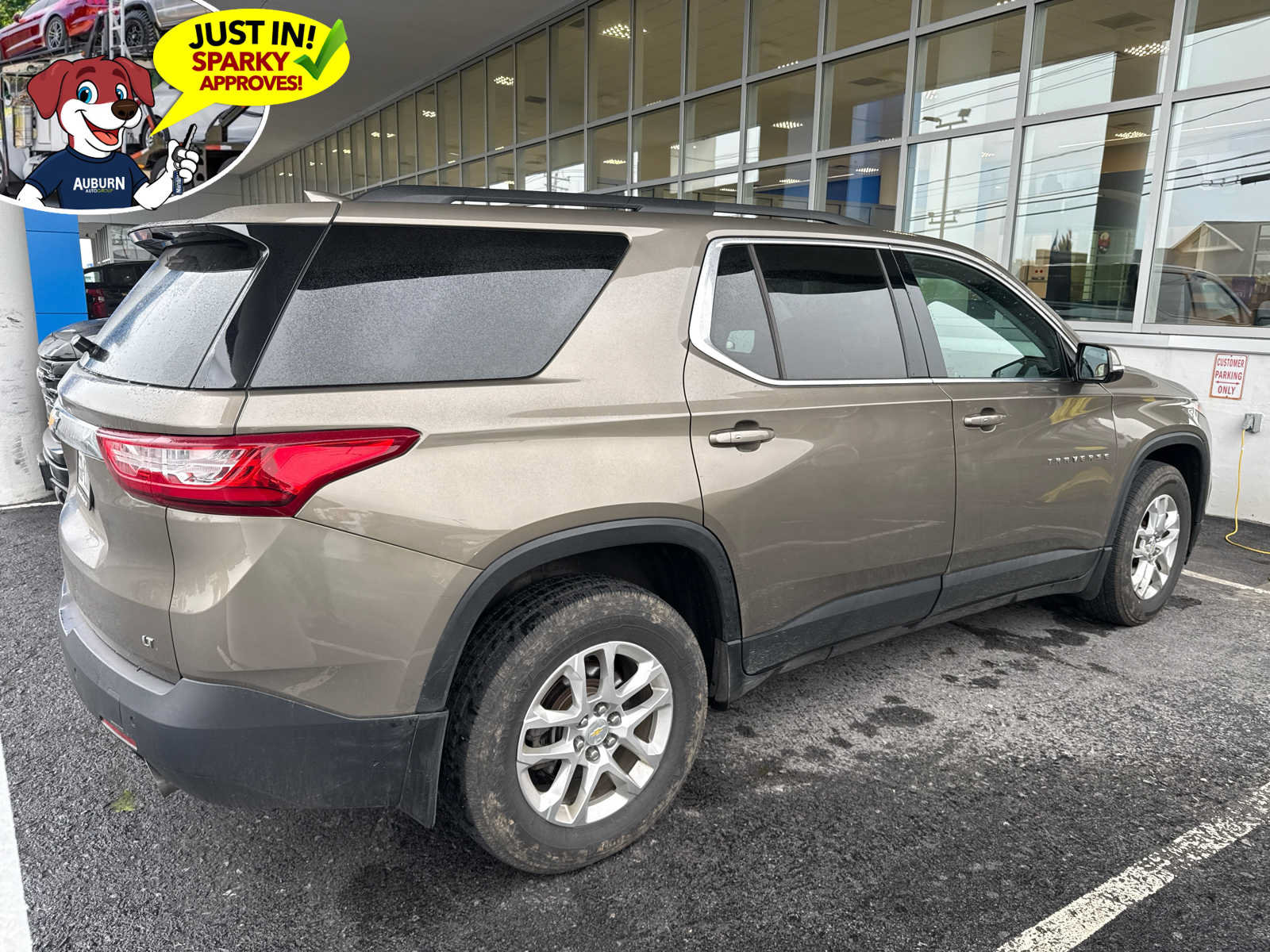 Used 2020 Chevrolet Traverse LT AWD/4WD image 3
