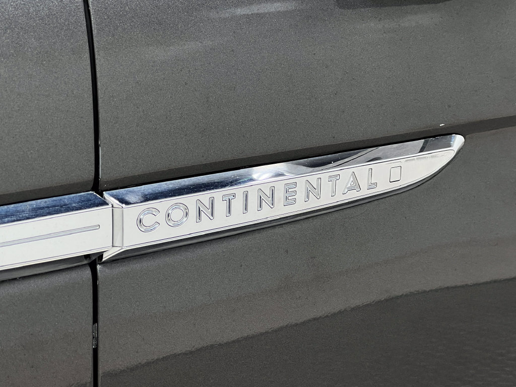 Used 2017 Lincoln Continental Reserve w/ Climate Package AWD/4WD image 43