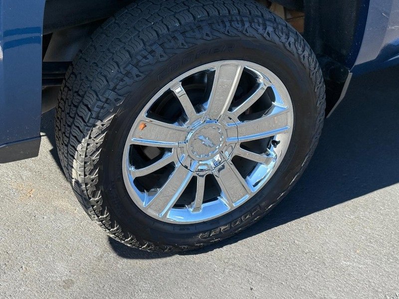 Used 2018 Chevrolet Silverado 1500 High Country image 8