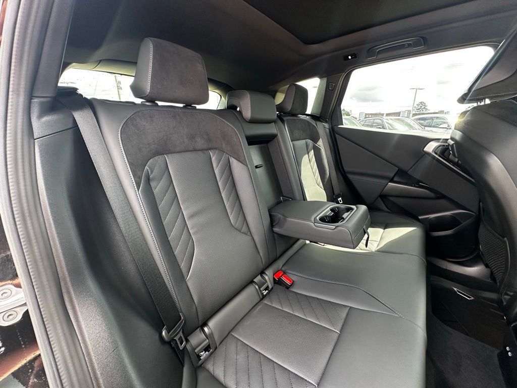 Certified 2025 BMW X3 xDrive30i w/ Premium Package image 28