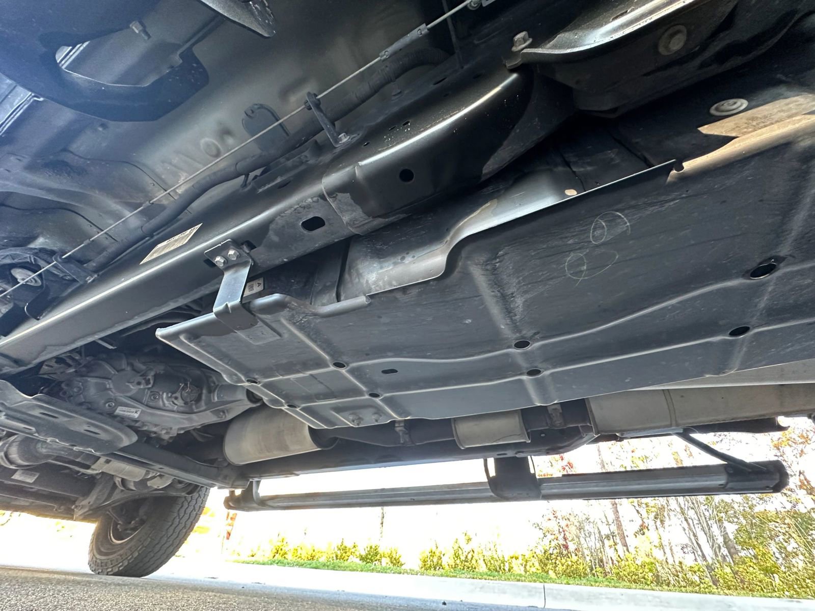 Used 2022 Ford F350 Lariat w/ Lariat Value Package image 11