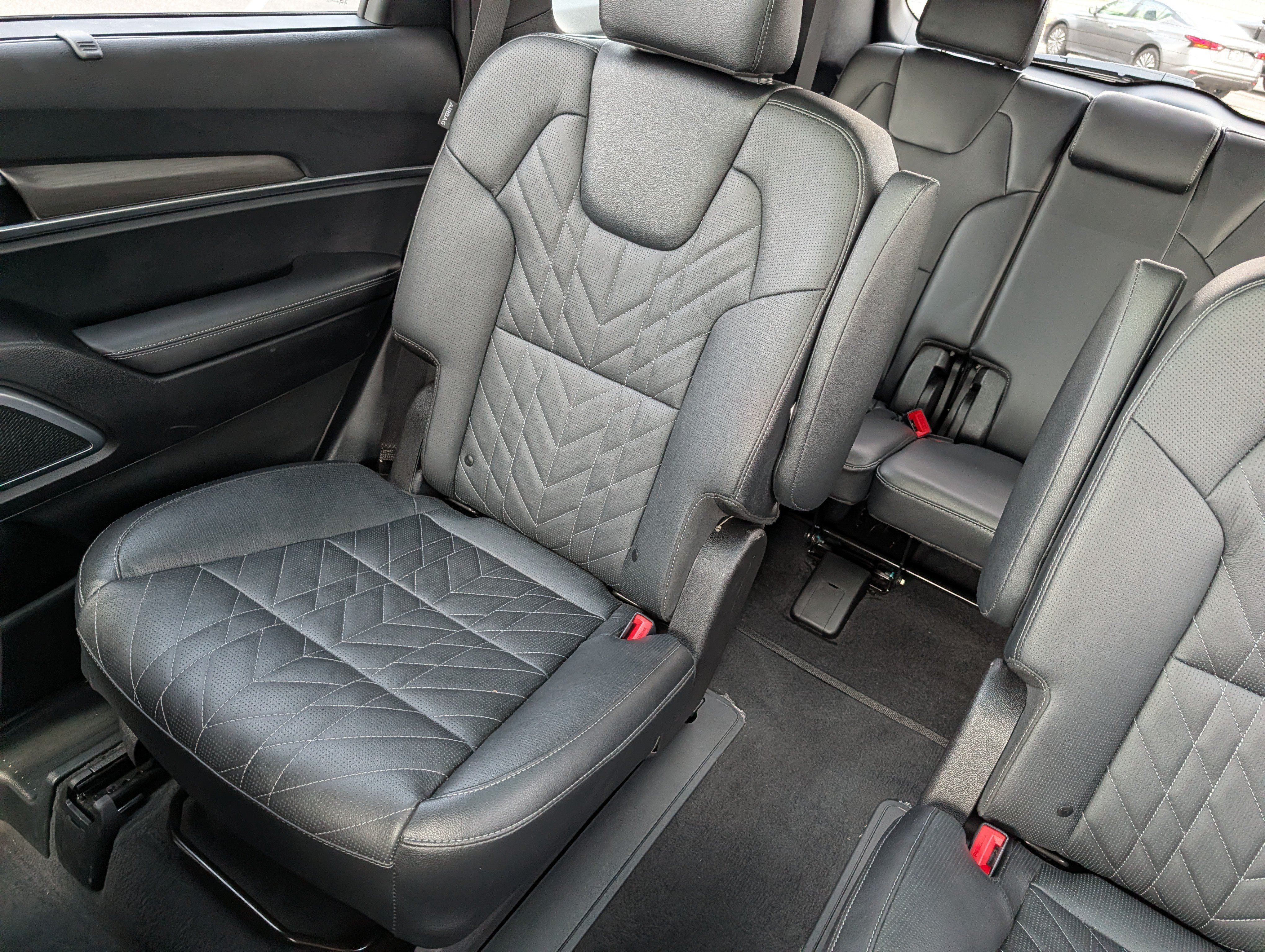 Certified 2023 Kia Telluride SX X-Pro AWD/4WD image 12