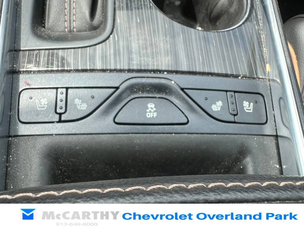 Used 2017 Chevrolet Impala Premier w/ Enhanced Convenience Package FWD image 15