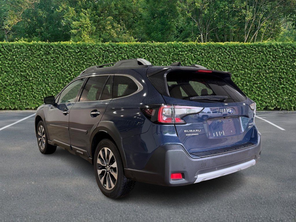 Used 2024 Subaru Outback Touring XT AWD/4WD image 6