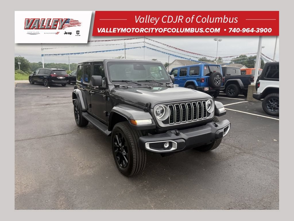 Used 2025 Jeep Wrangler Unlimited Sahara AWD/4WD image 1