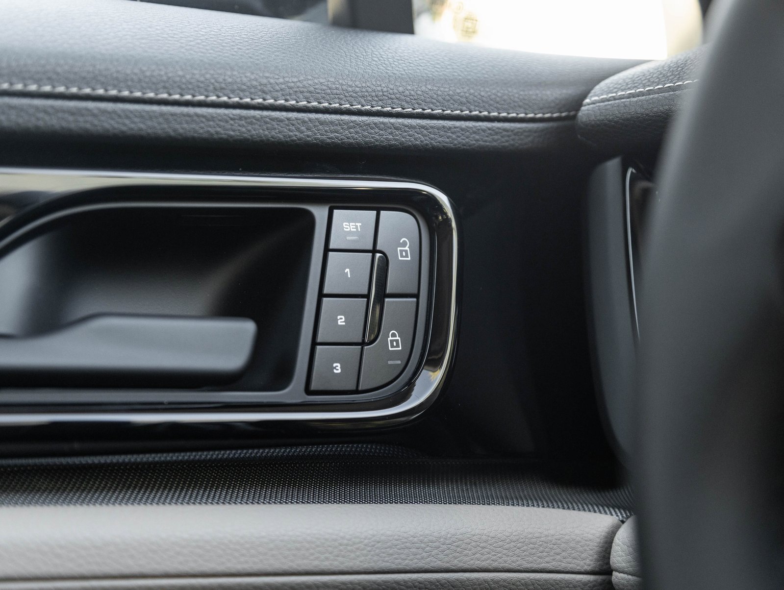 New 2026 Porsche Panamera 4 image 19