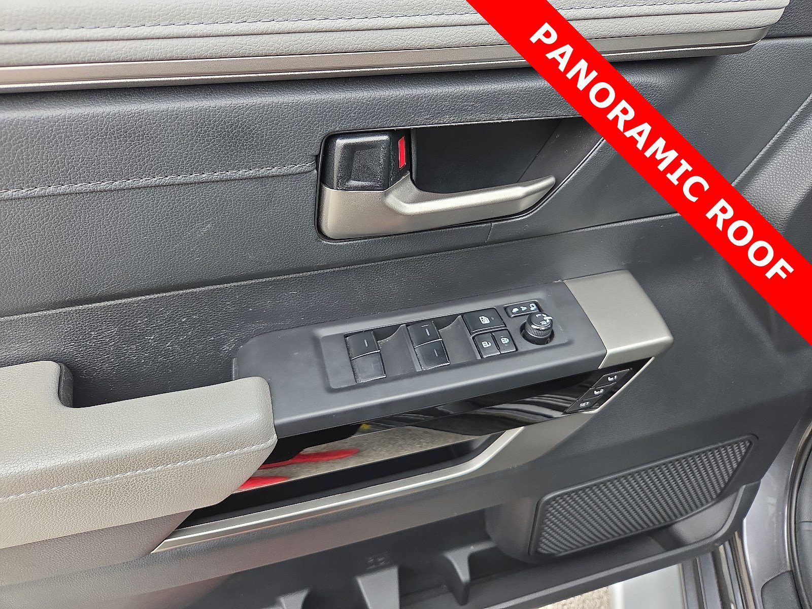 Used 2022 Toyota Tundra Limited AWD/4WD image 15