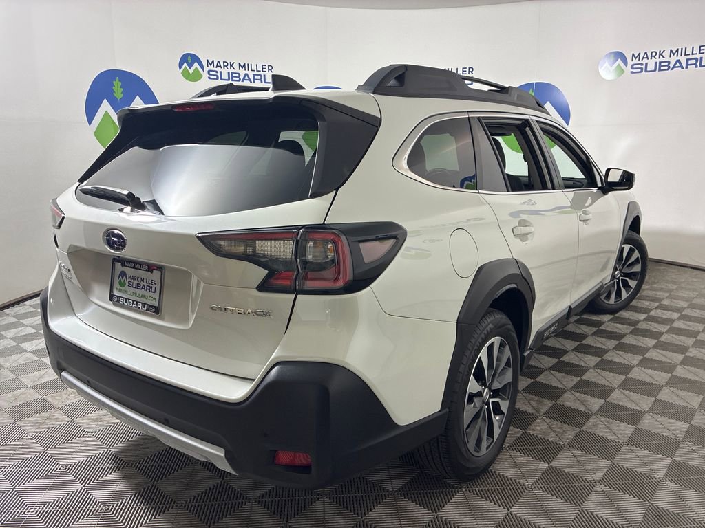 Used 2023 Subaru Outback Limited AWD/4WD image 11