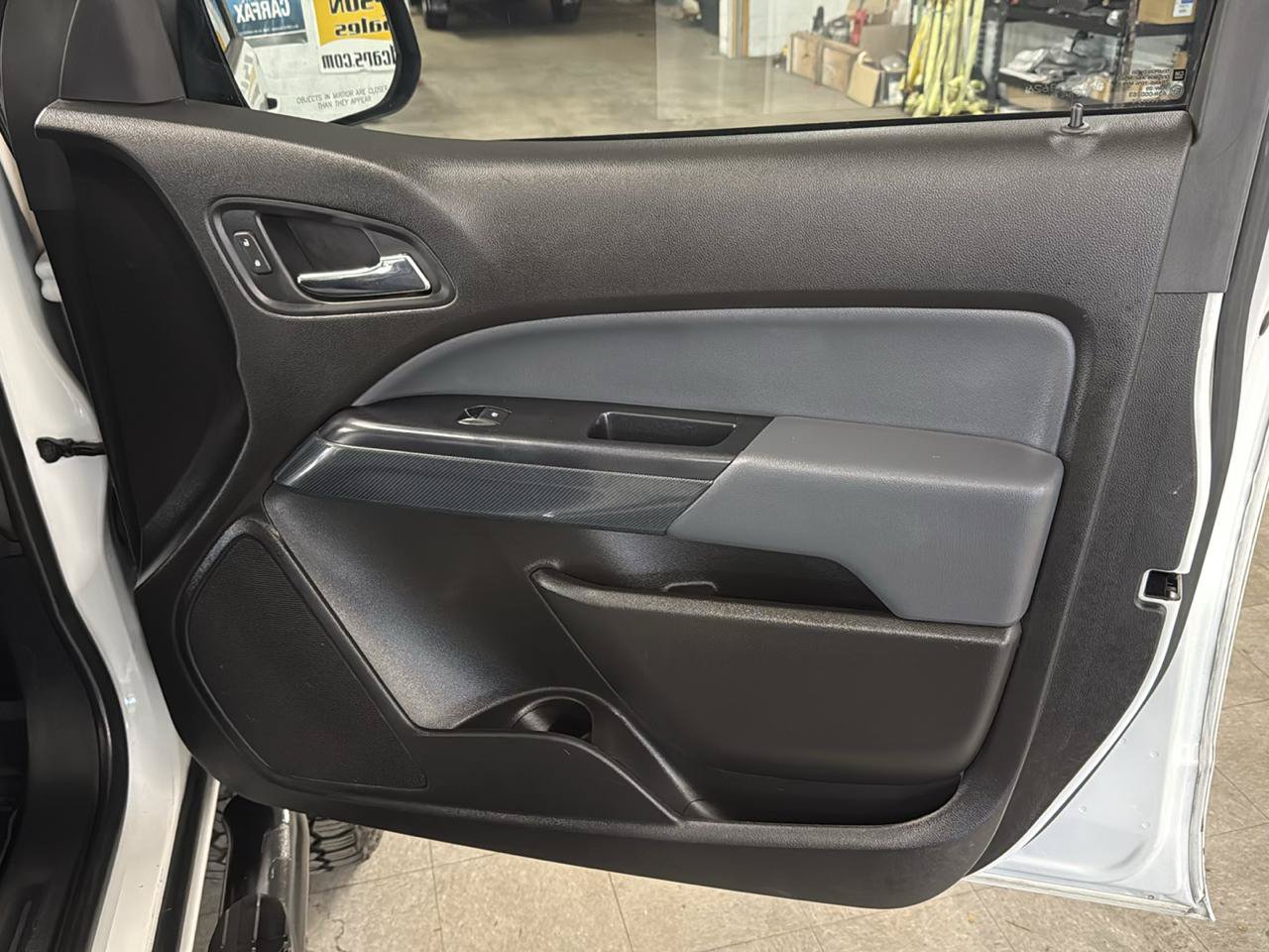 Used 2017 Chevrolet Colorado Z71 AWD/4WD image 56