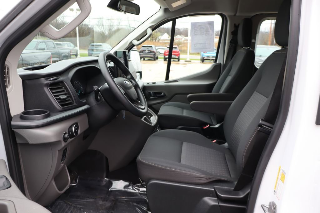 Used 2023 Ford Transit 350 XLT image 10