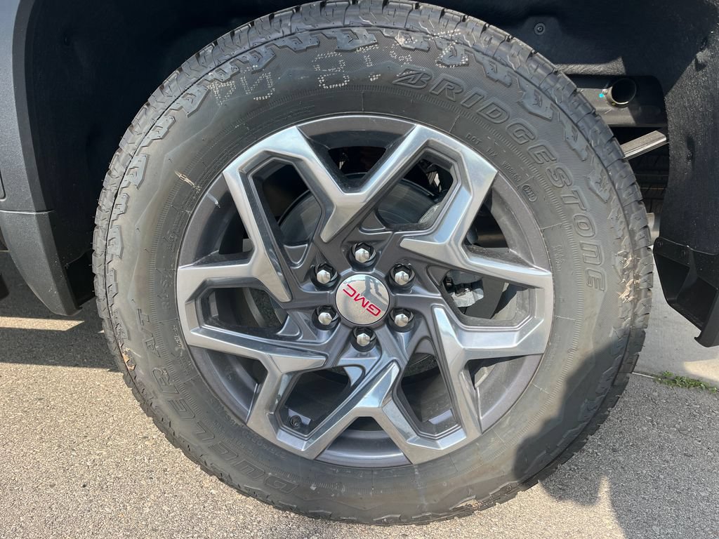 New 2026 GMC Sierra 1500 SLT w/ SLT Premium Plus Package AWD/4WD image 17