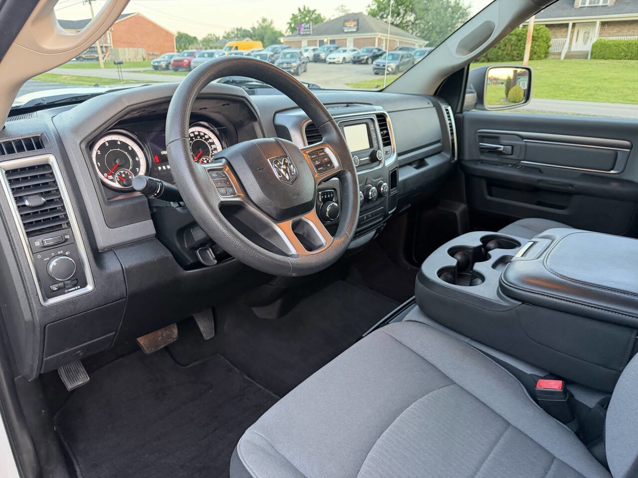 Used 2021 RAM 1500 Classic SLT RWD image 17