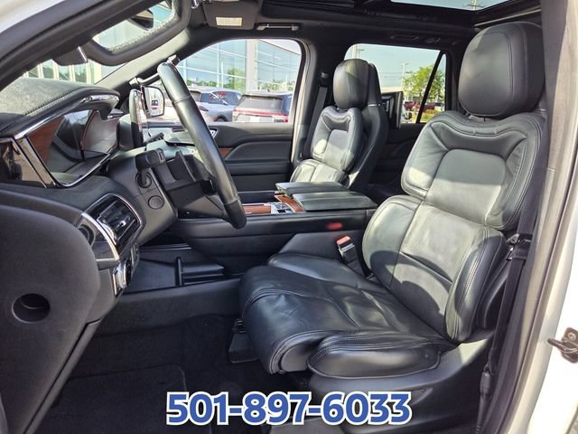 Used 2020 Lincoln Navigator Reserve w/ Luxury Package AWD/4WD image 9
