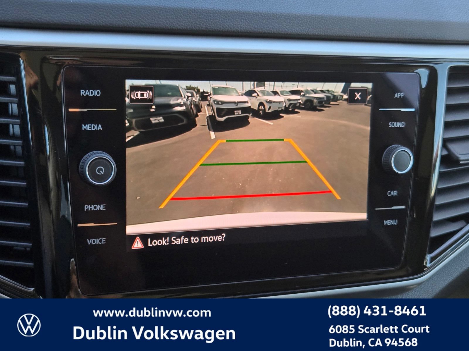 Certified 2023 Volkswagen Atlas SE w/ Panoramic Sunroof Package FWD image 16