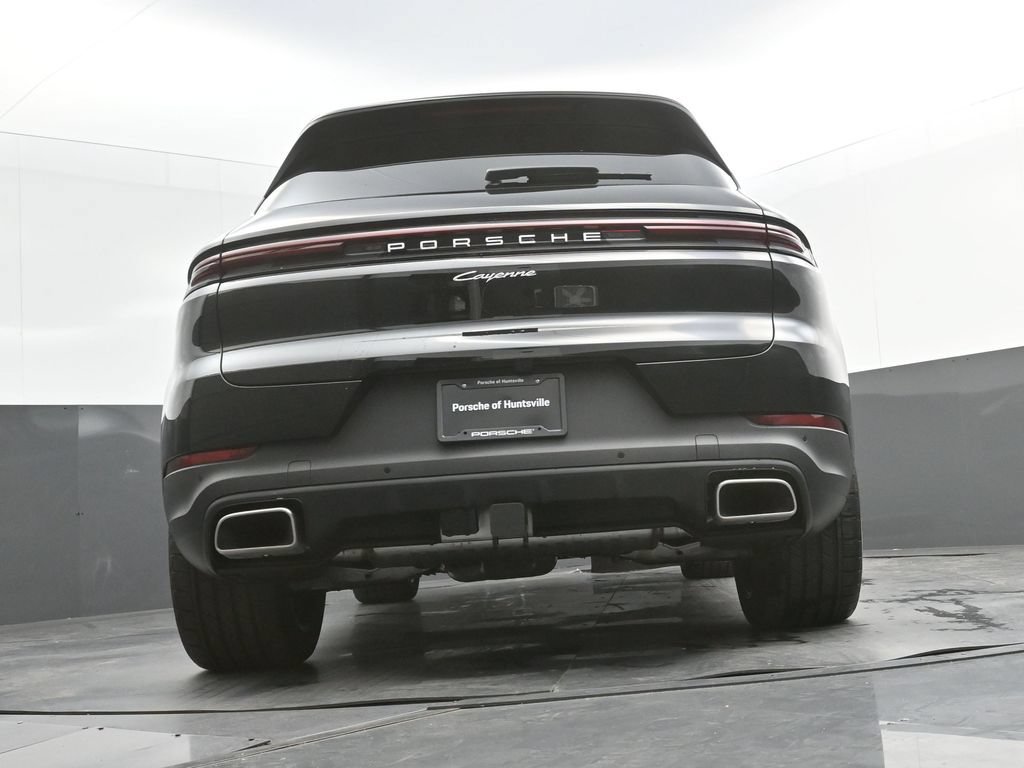 Certified 2026 Porsche Cayenne AWD/4WD image 37