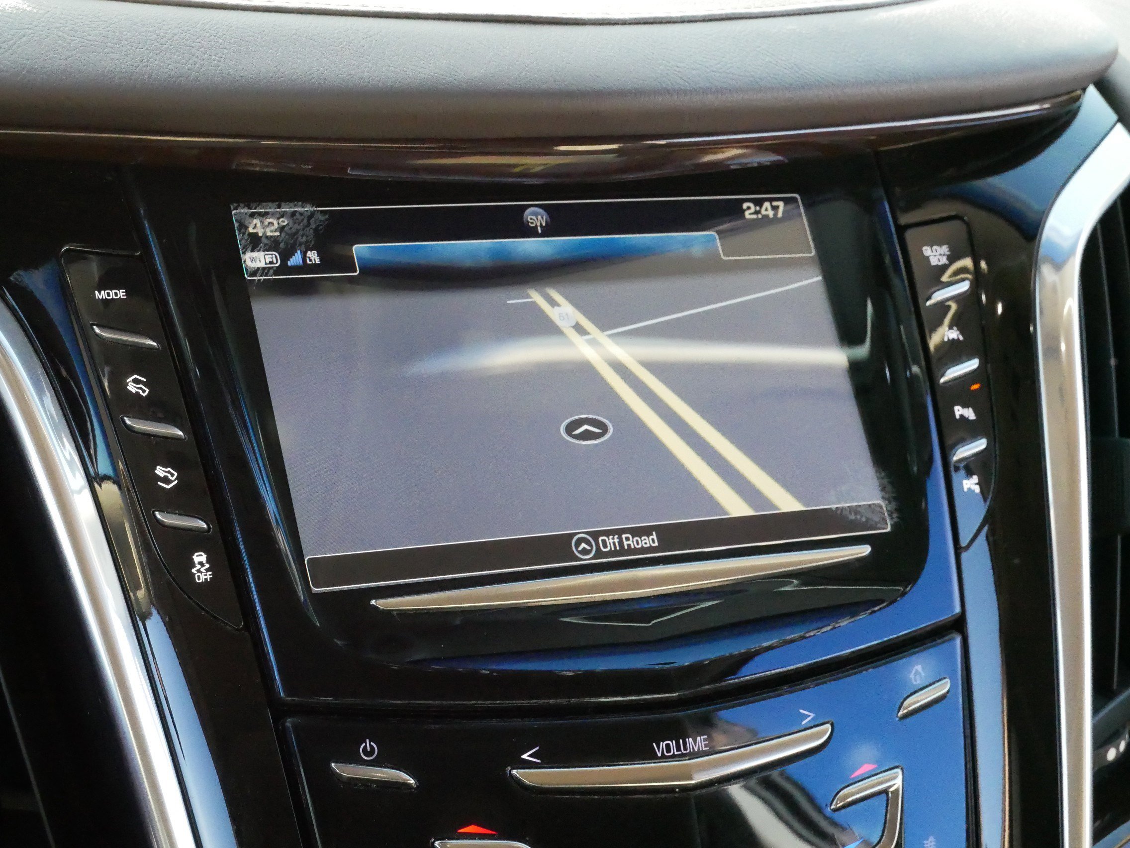 Used 2017 Cadillac Escalade Luxury image 22