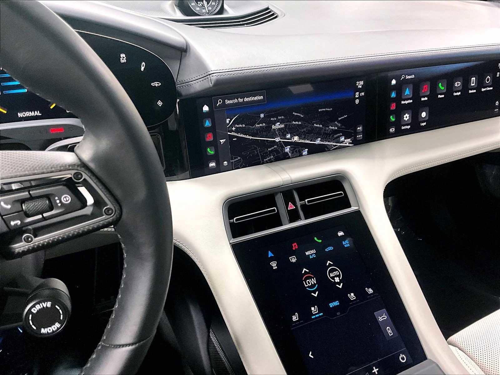 Used 2022 Porsche Taycan Turbo S image 19