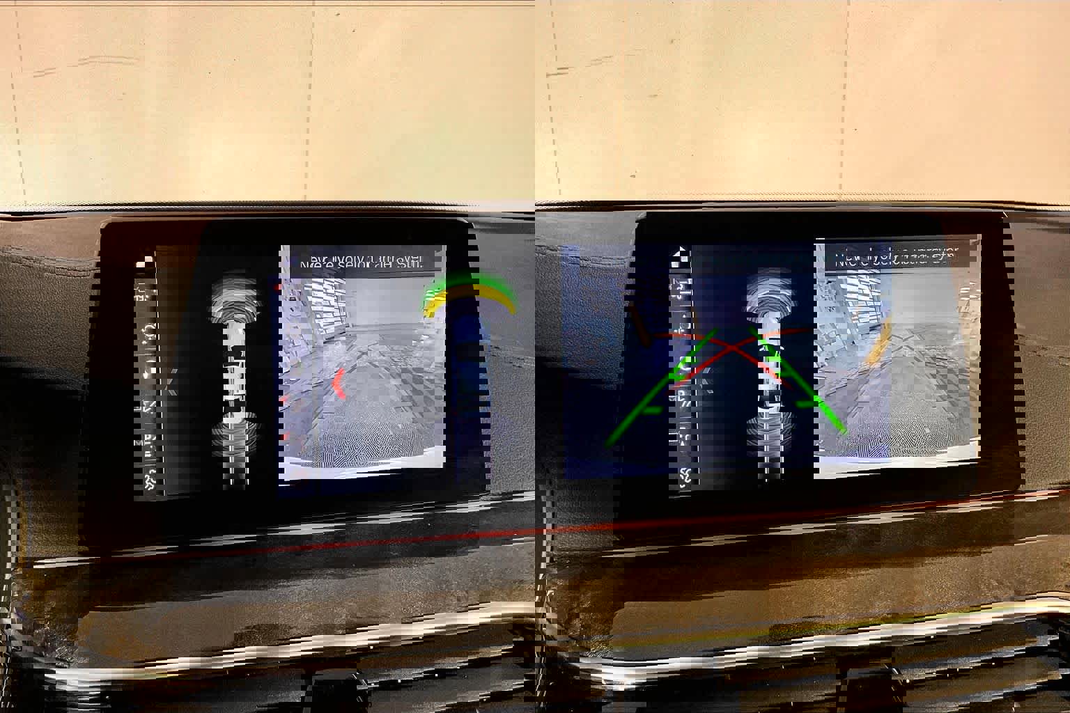 Used 2018 BMW 540i xDrive image 29