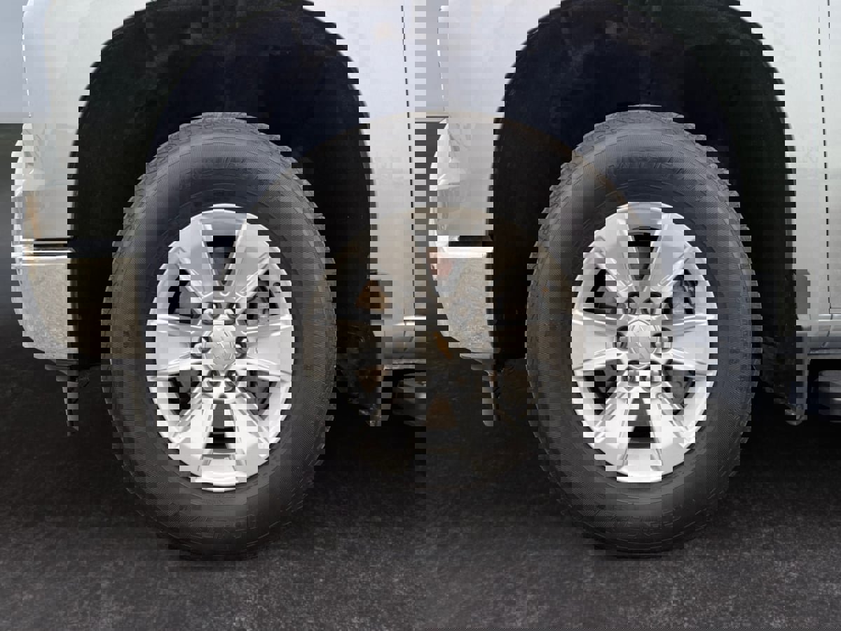 Used 2024 Chevrolet Silverado 1500 LT w/ Protection Package image 9