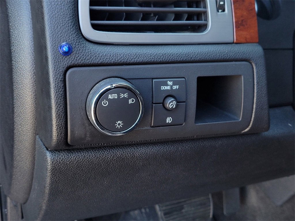 Used 2009 Chevrolet Tahoe LT w/ Convenience Package image 19