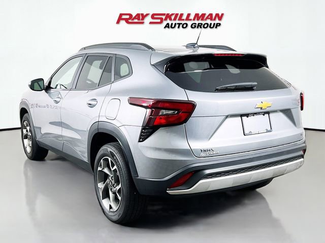 Used 2025 Chevrolet Trax LT image 5