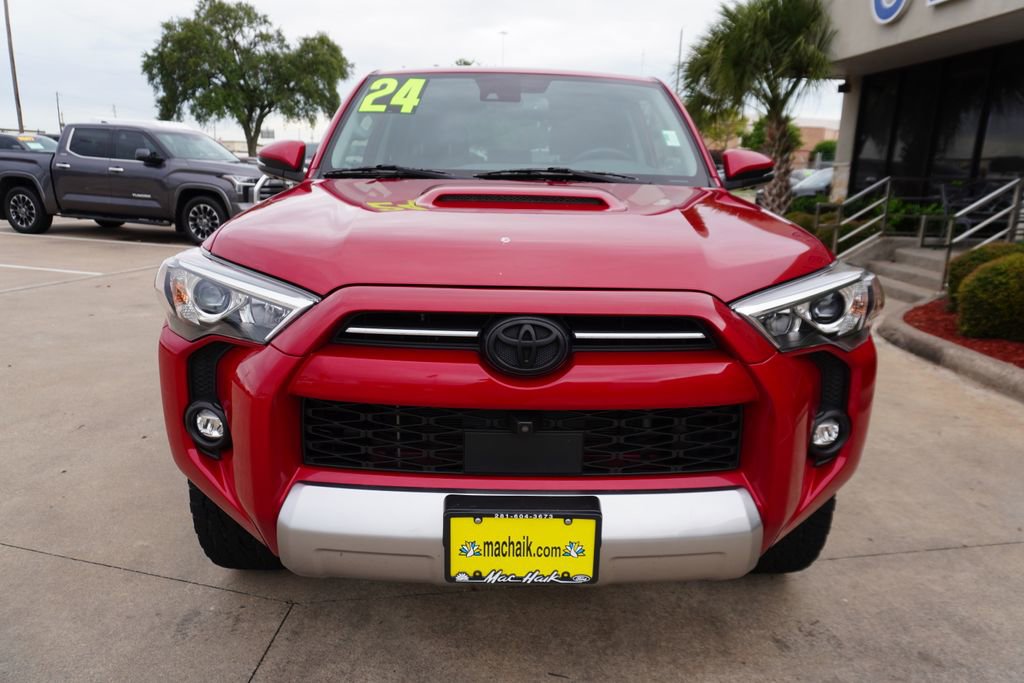 Used 2024 Toyota 4Runner TRD Off-Road Premium w/ Off Road Premium Plus Package AWD/4WD image 2