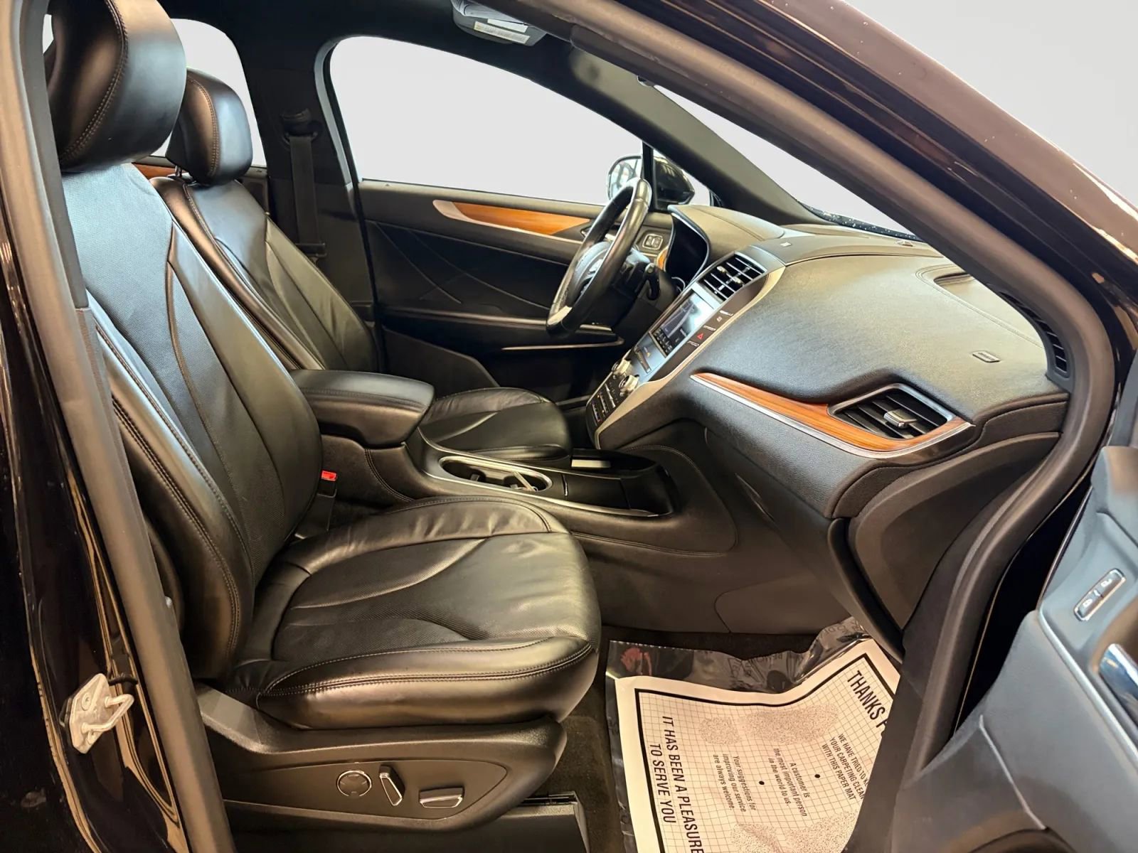 Used 2019 Lincoln MKC Reserve w/ MKC Climate Package AWD/4WD image 20