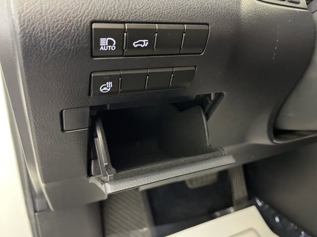 Used 2021 Lexus RX 350L FWD w/ Premium Package image 28