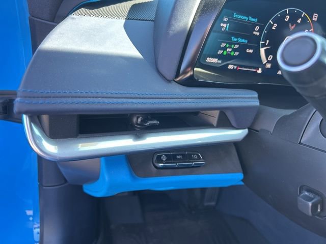 Used 2023 Chevrolet Corvette Stingray Premium Conv w/ Z51 Performance Package image 19