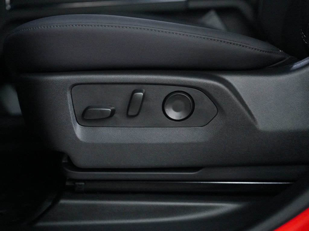 Used 2026 GMC Hummer EV SUV AWD/4WD image 30