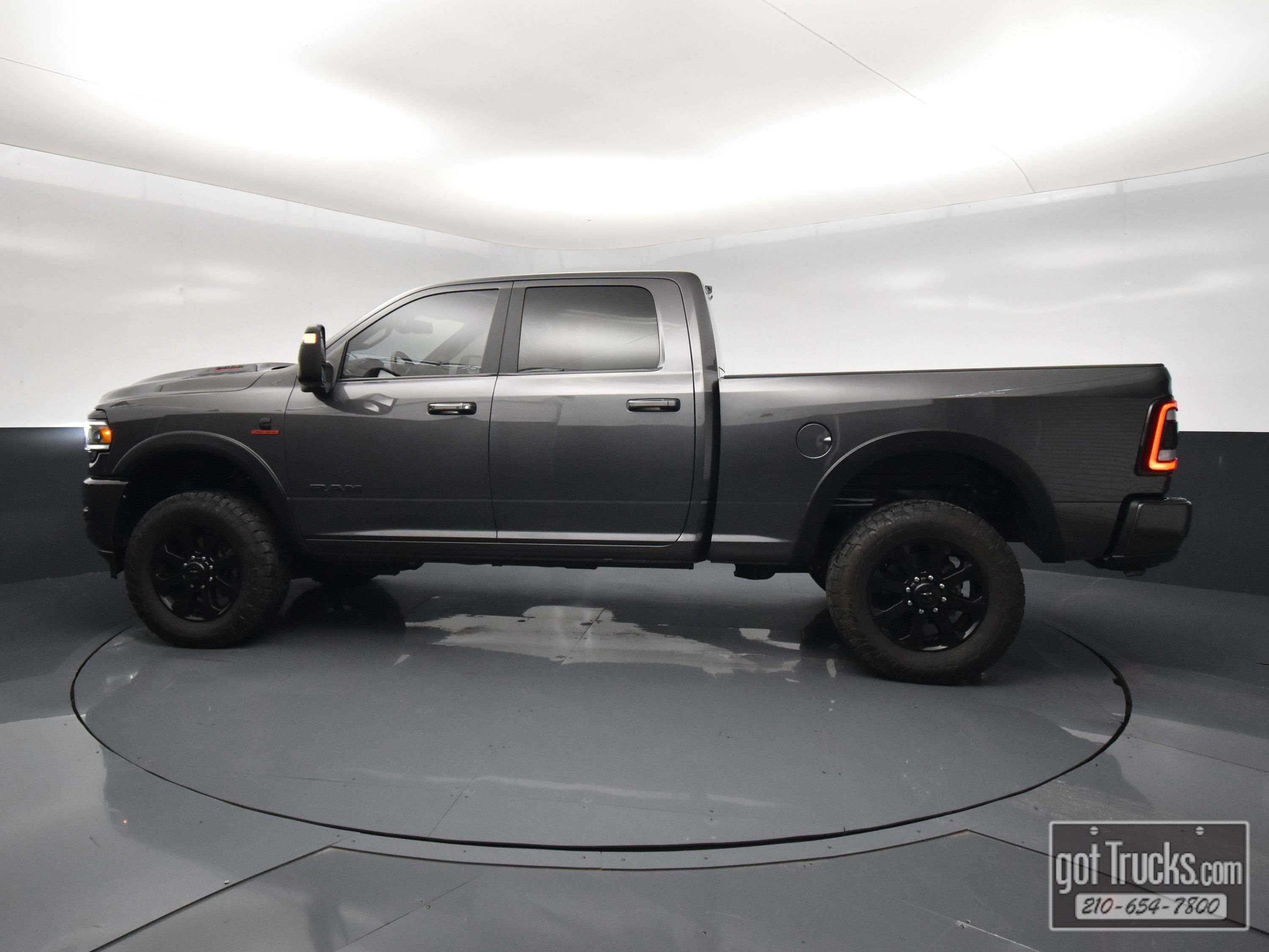 Used 2023 RAM 2500 Laramie w/ Night Edition AWD/4WD image 3