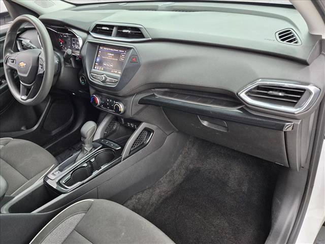 Used 2023 Chevrolet TrailBlazer LT FWD image 19