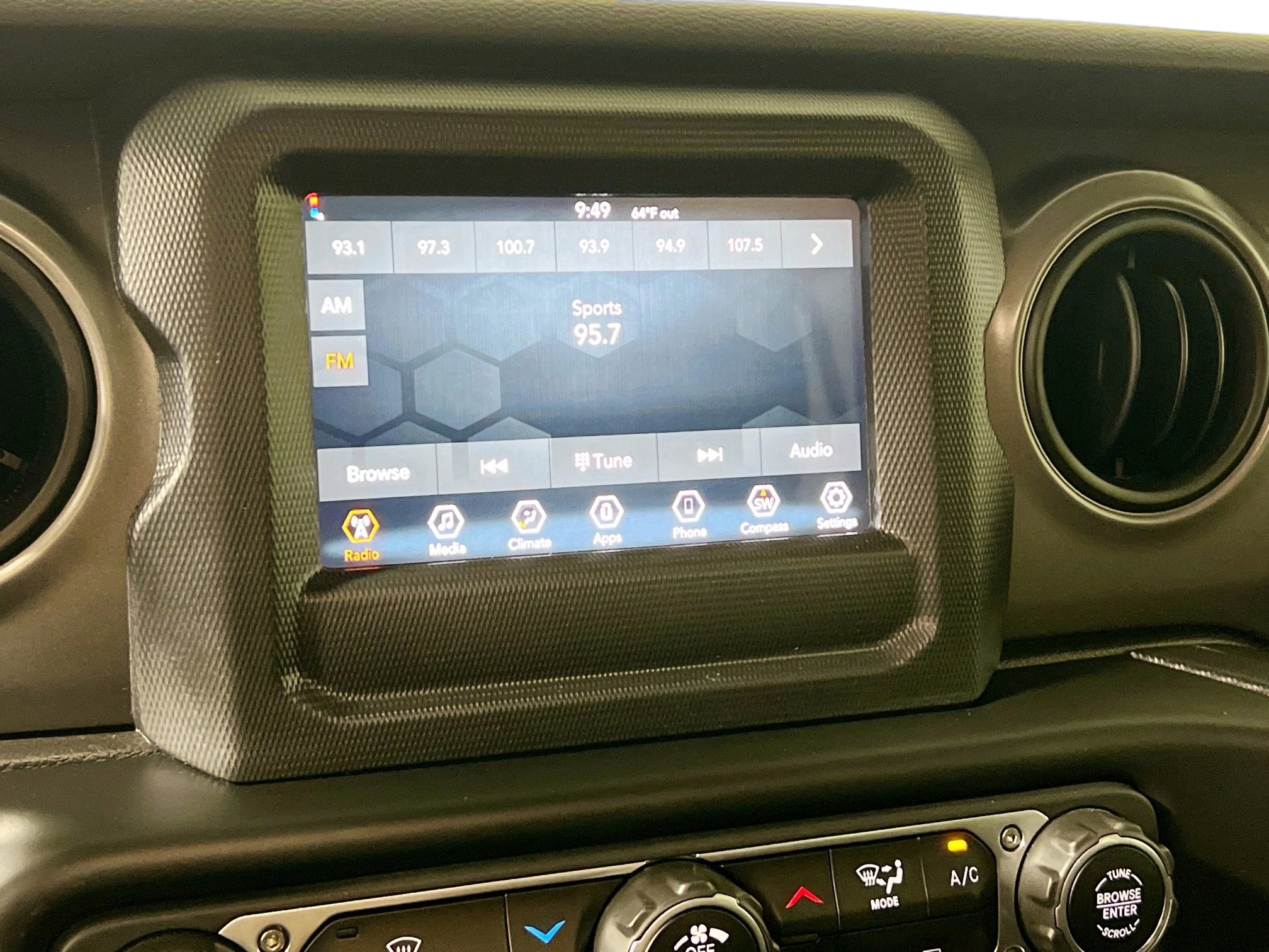 Used 2023 Jeep Wrangler Unlimited Sport AWD/4WD image 28