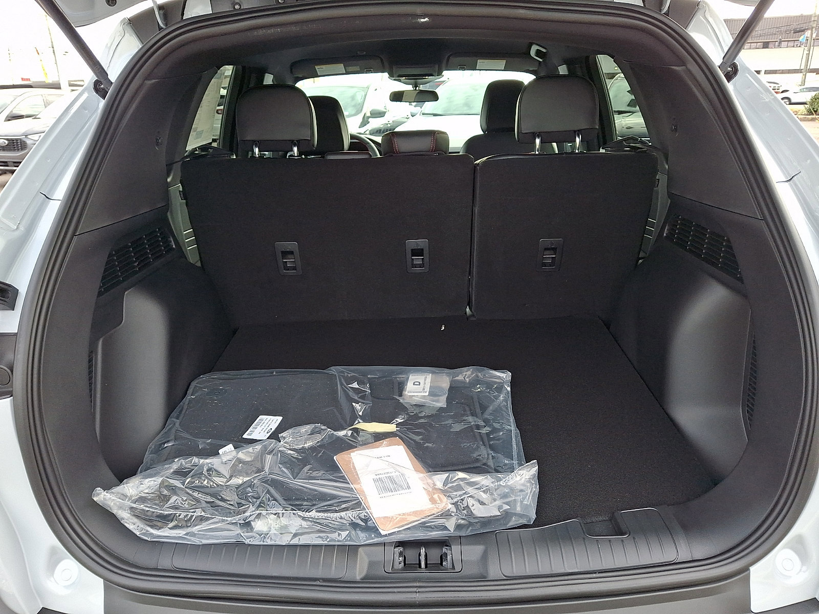 New 2026 Ford Escape ST-Line w/ Tech Pack #1 image 27