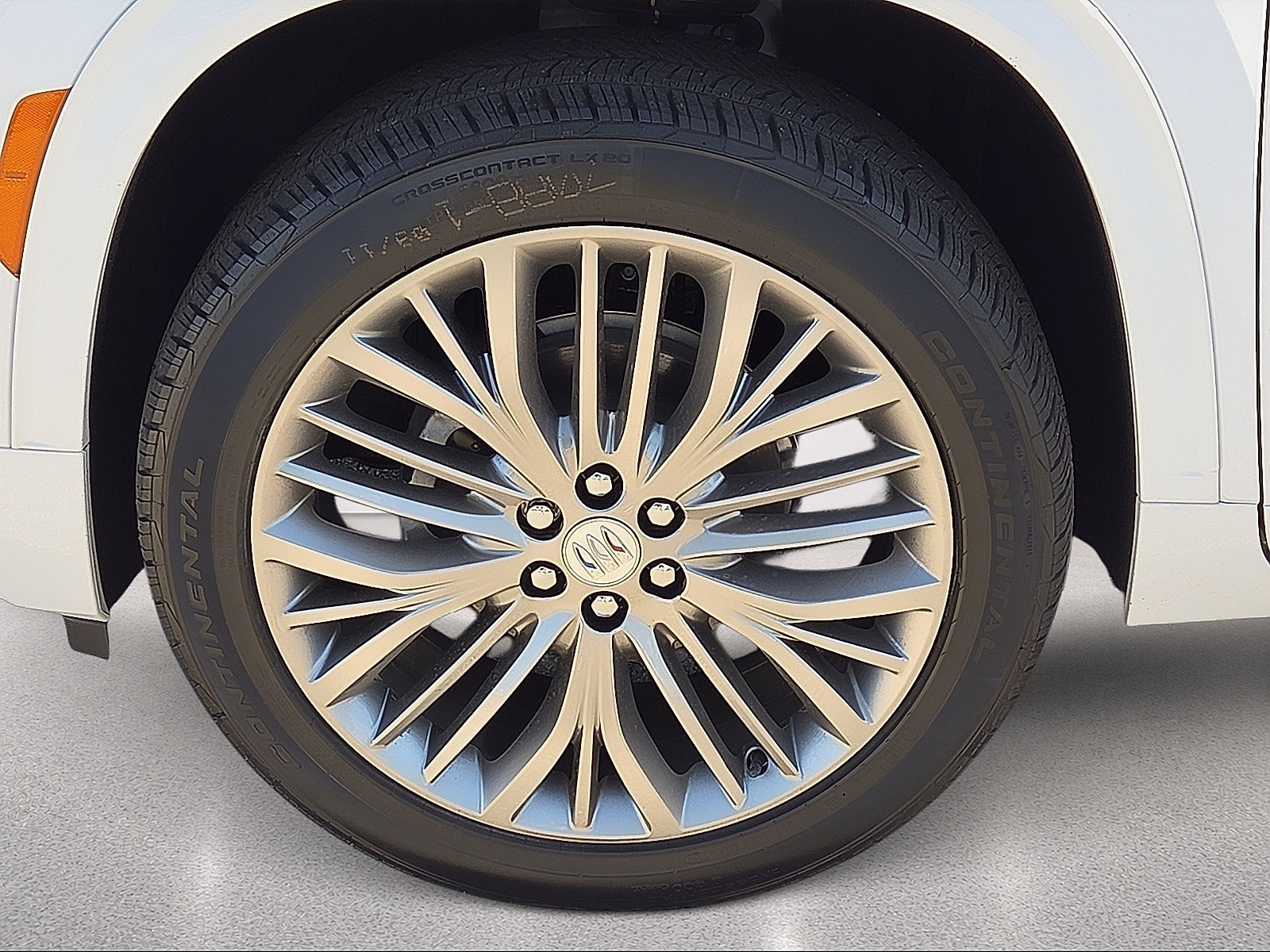 New 2027 Buick Enclave Avenir AWD/4WD image 7
