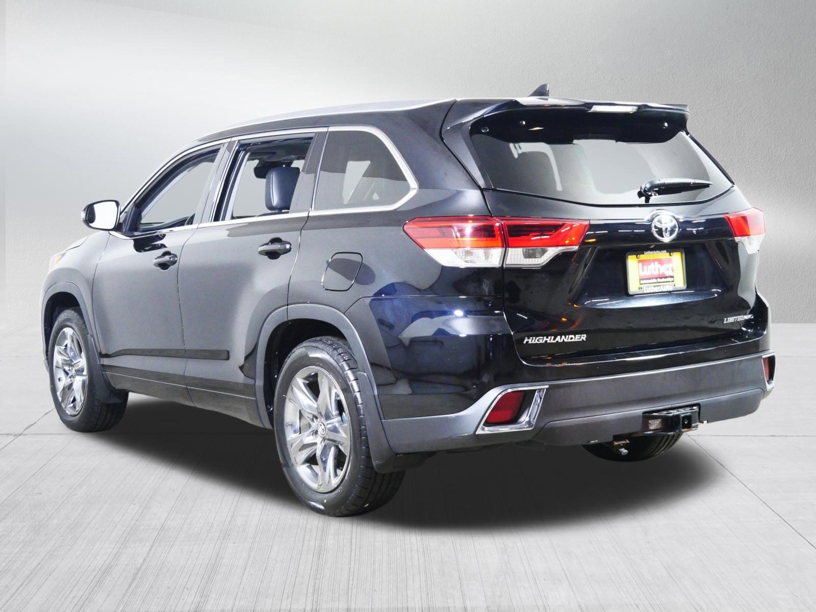 Used 2019 Toyota Highlander Limited Platinum image 5