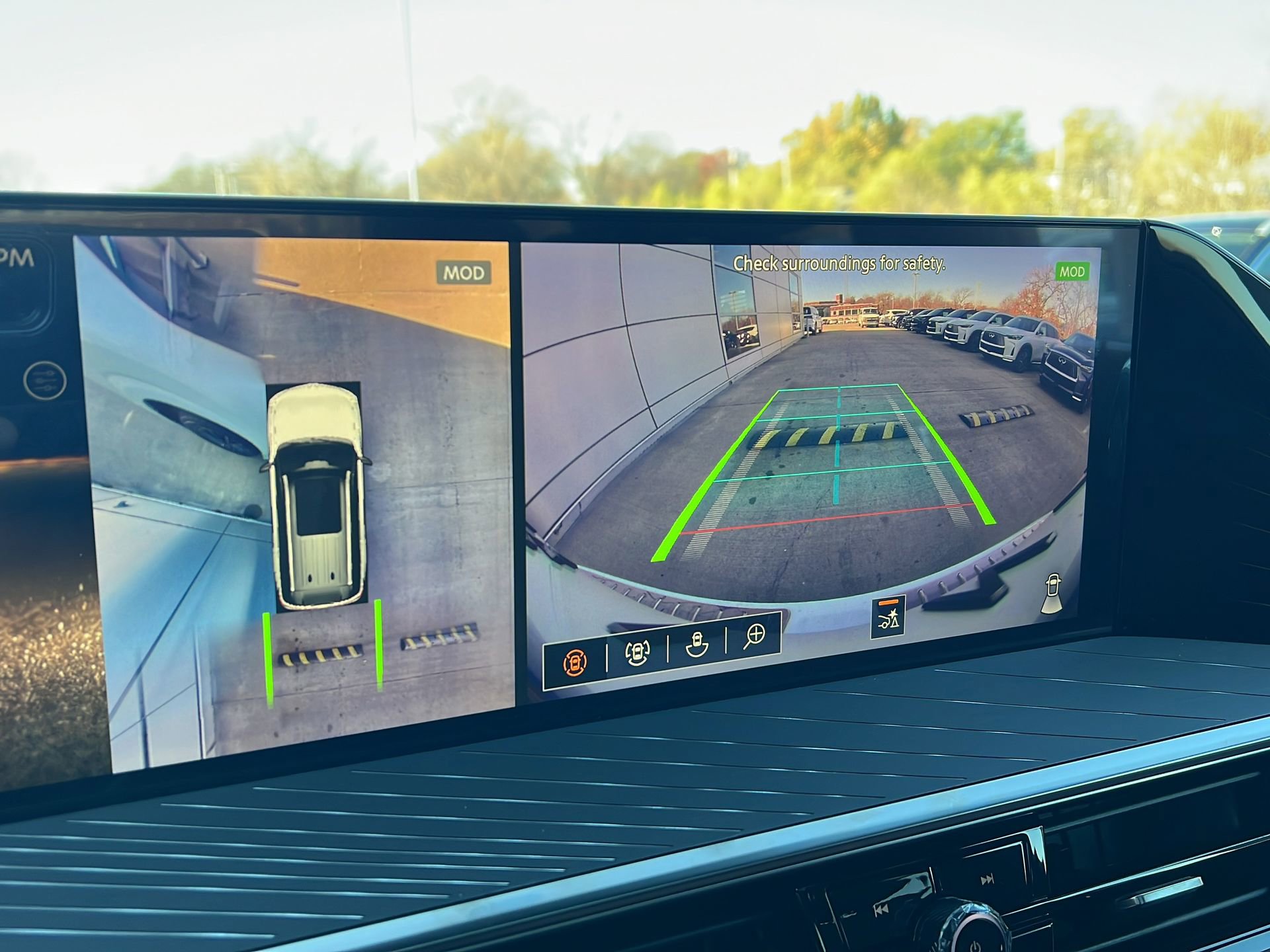 New 2026 INFINITI QX80 Autograph image 23