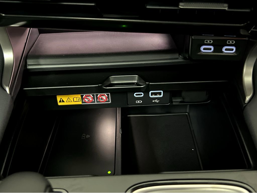 New 2026 Lexus RX 450h AWD image 17