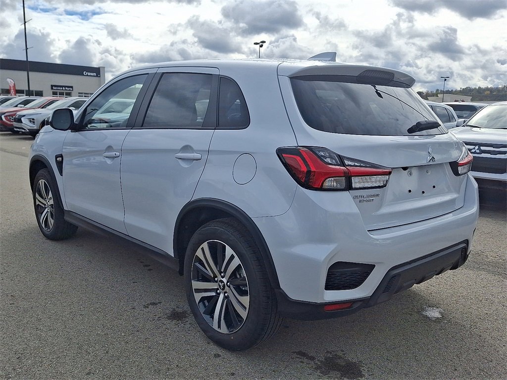 New 2025 Mitsubishi Outlander Sport ES image 3