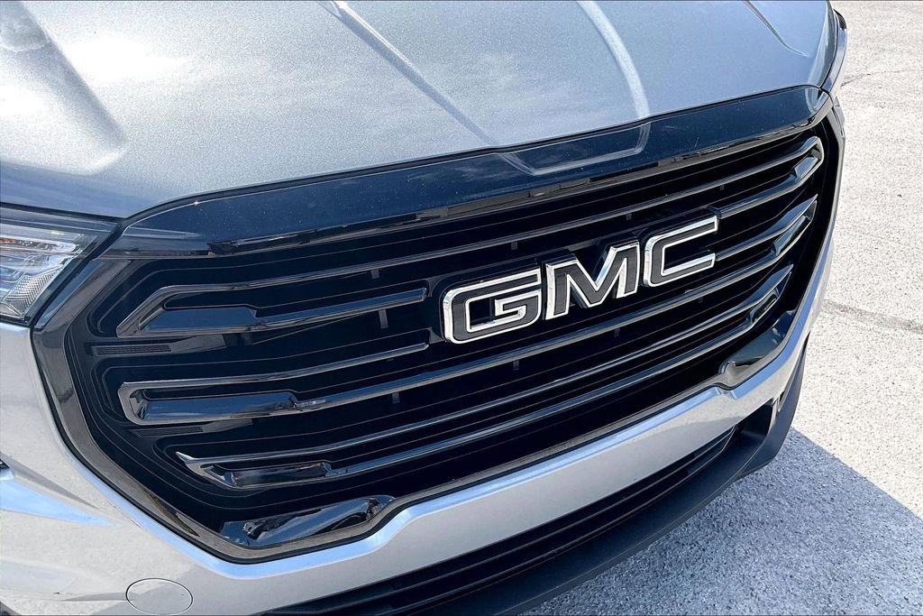 Used 2023 GMC Terrain SLE w/ Elevation Edition FWD image 30