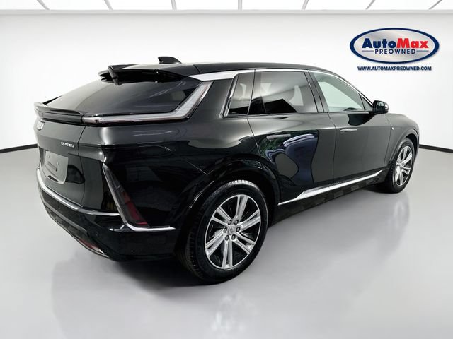 Used 2024 Cadillac Lyriq Tech w/ Driver Assist Package AWD/4WD image 2