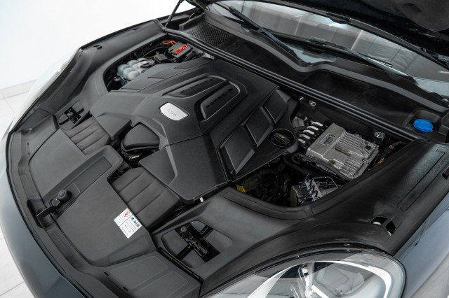 Used 2019 Porsche Cayenne AWD/4WD image 49