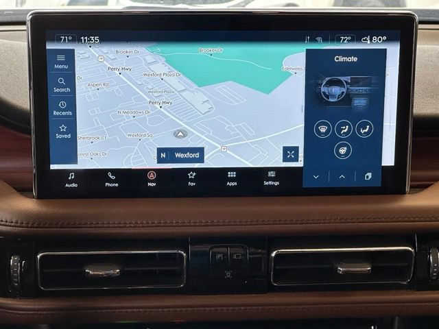 Certified 2022 Lincoln Nautilus Reserve w/ Luxury Package AWD/4WD image 13