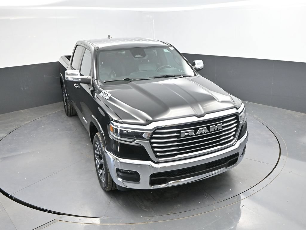 Used 2025 RAM 1500 Laramie AWD/4WD image 28