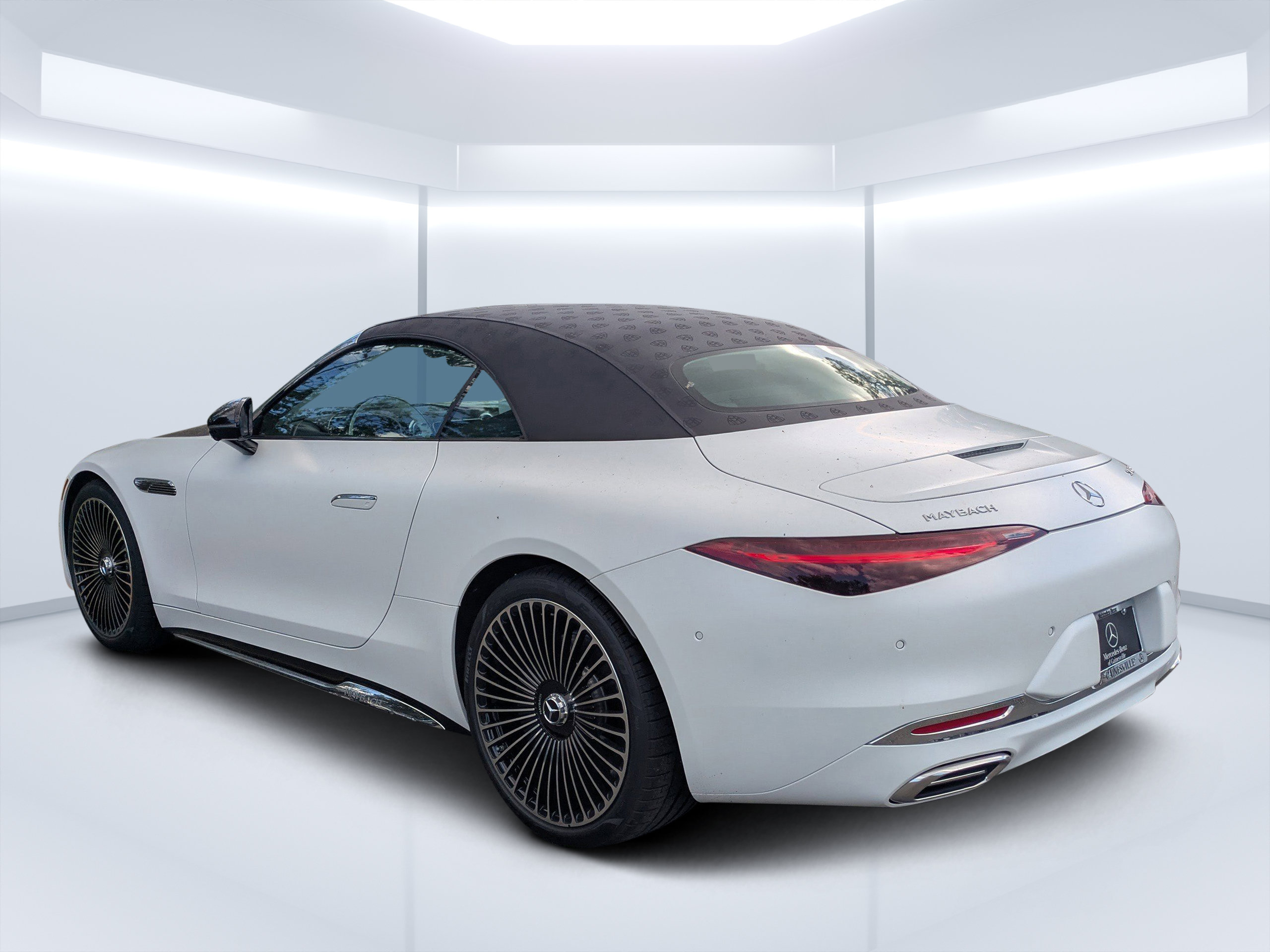 New 2026 Mercedes-Benz Maybach SL 680 image 8