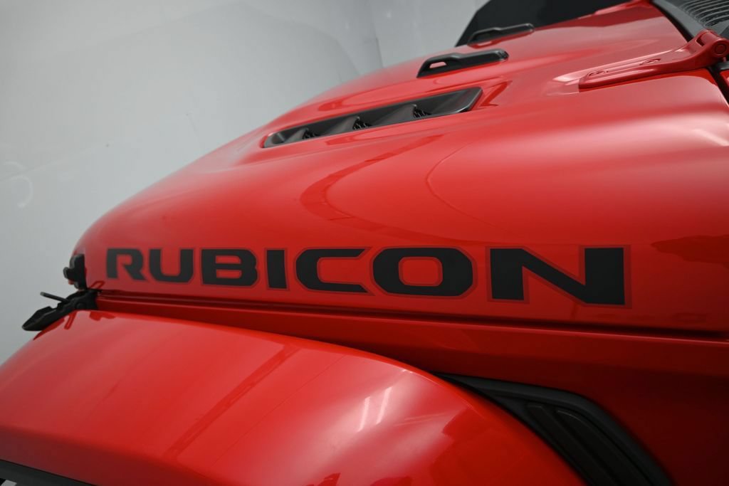 Used 2022 Jeep Gladiator Rubicon w/ LED Lighting Group AWD/4WD image 44