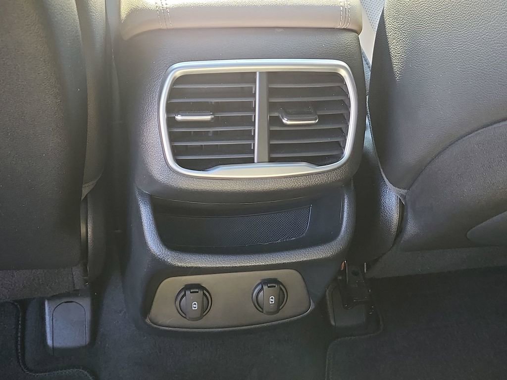 Used 2020 Hyundai Santa Fe SEL w/ Cargo Package image 21