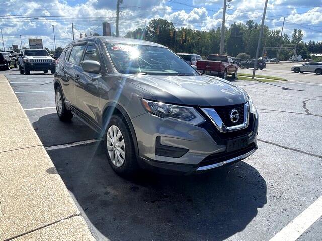 Used 2017 Nissan Rogue S image 4